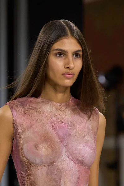 Look 127